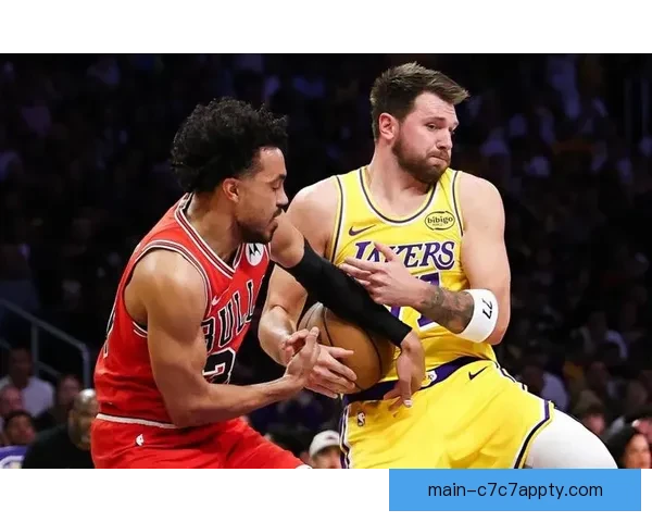 东契奇51分助湖人四连胜击败公牛